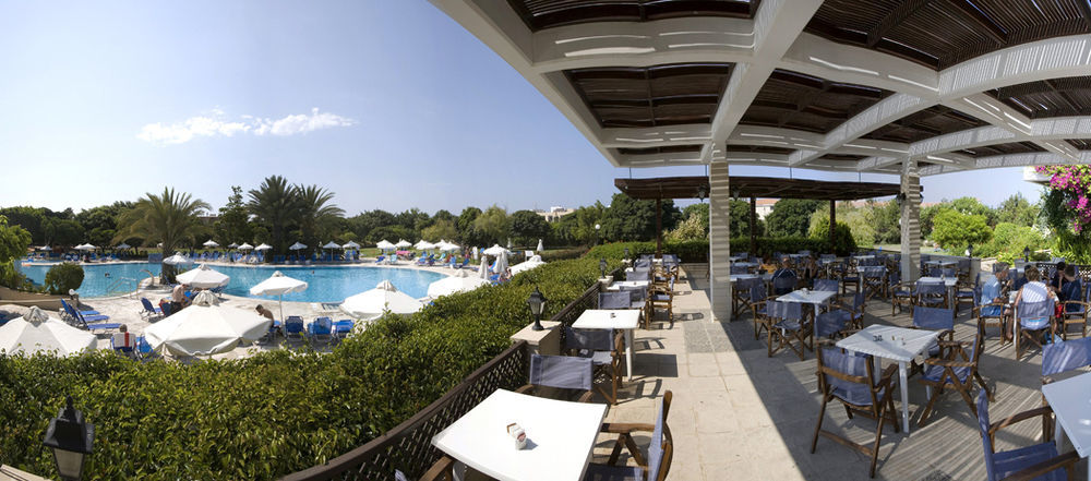 Avanti Hotel Paphos Exterior foto